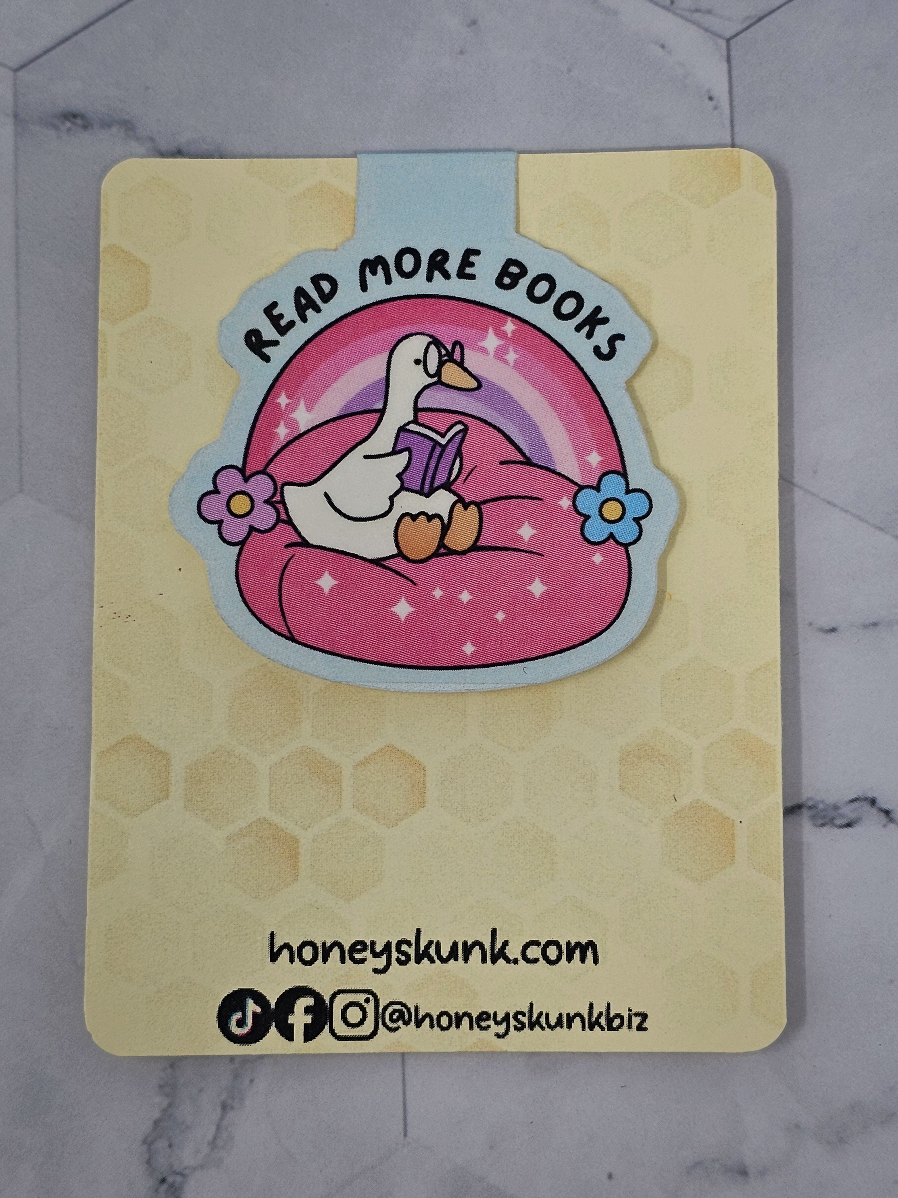 "Read More Books" Pastel Rainbow Goose Magnetic Bookmark | Bookish Motivation Aesthetic